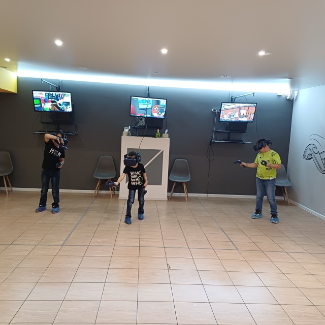 Күйеуім кемпірлермен порнографияны ұнатады. Үлкен үлкен және өте үлкен сиськи