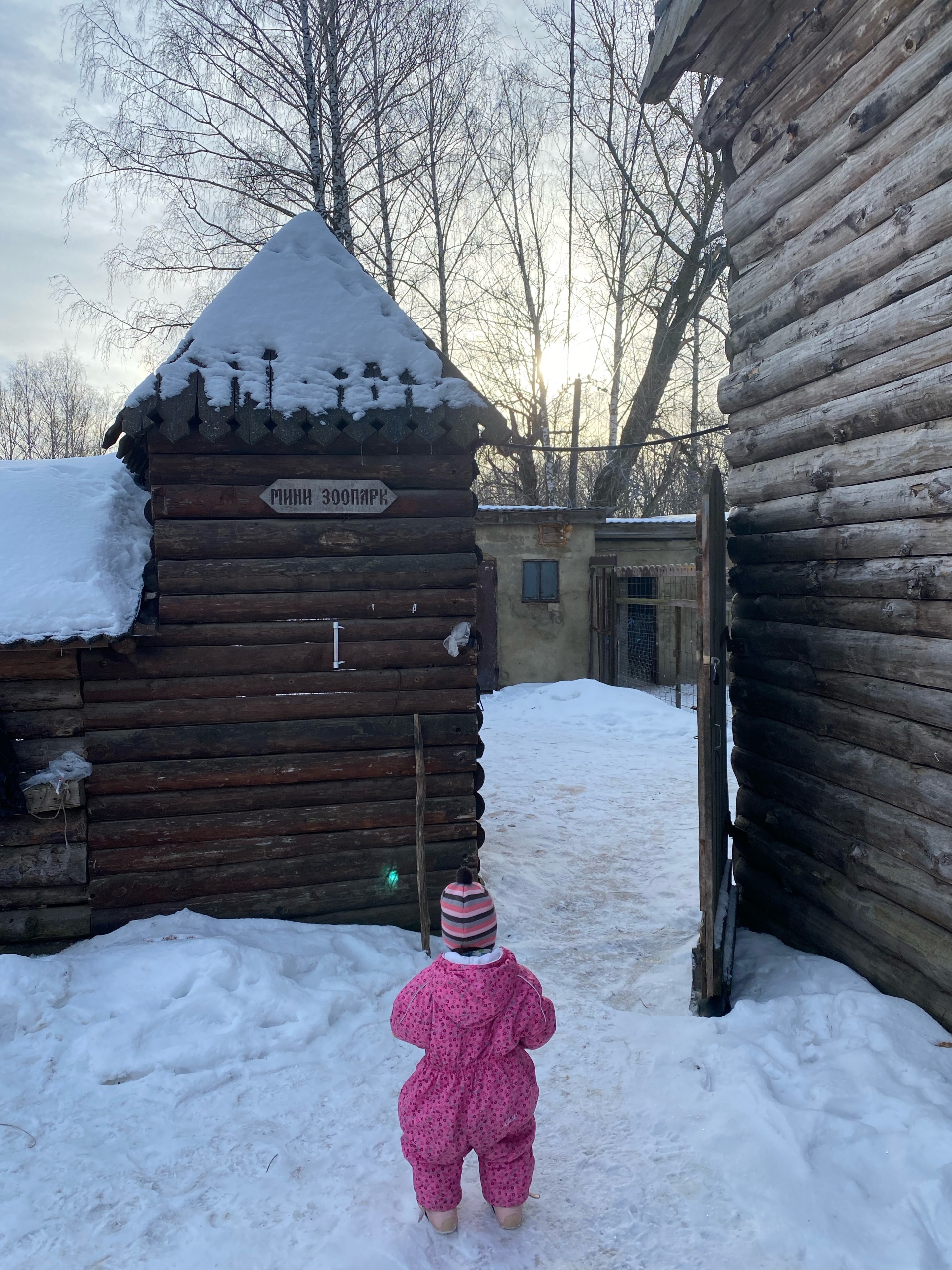 Знаменская богатырская застава, гостиный двор, Знаменский лесопарк,  Заречная, 22 ст1, пгт Знаменка — 2ГИС