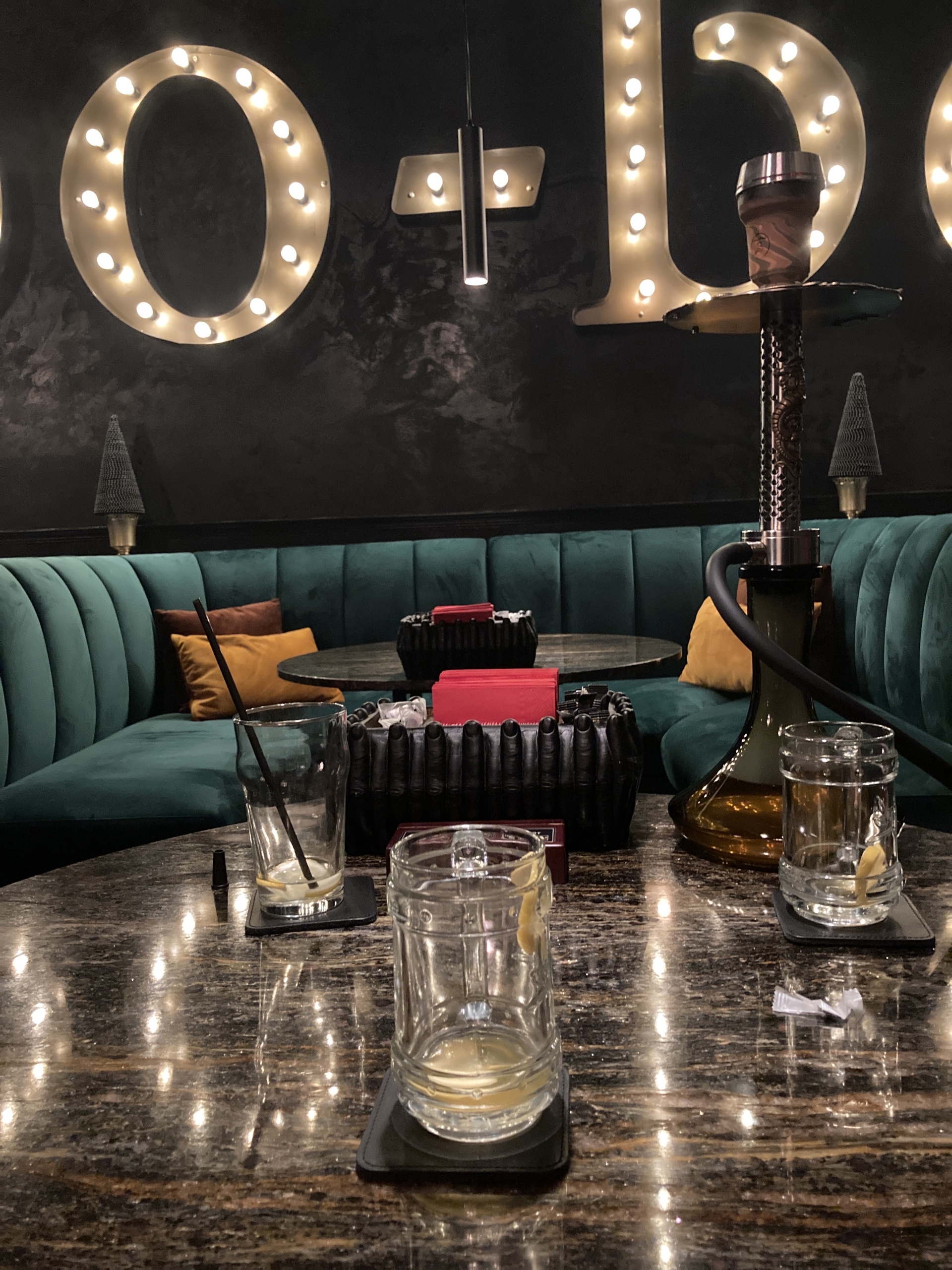 Bobo lounge, центр паровых коктейлей , МФК Сады Пекина, Большая Садовая  улица, 5 к1, Москва — 2ГИС