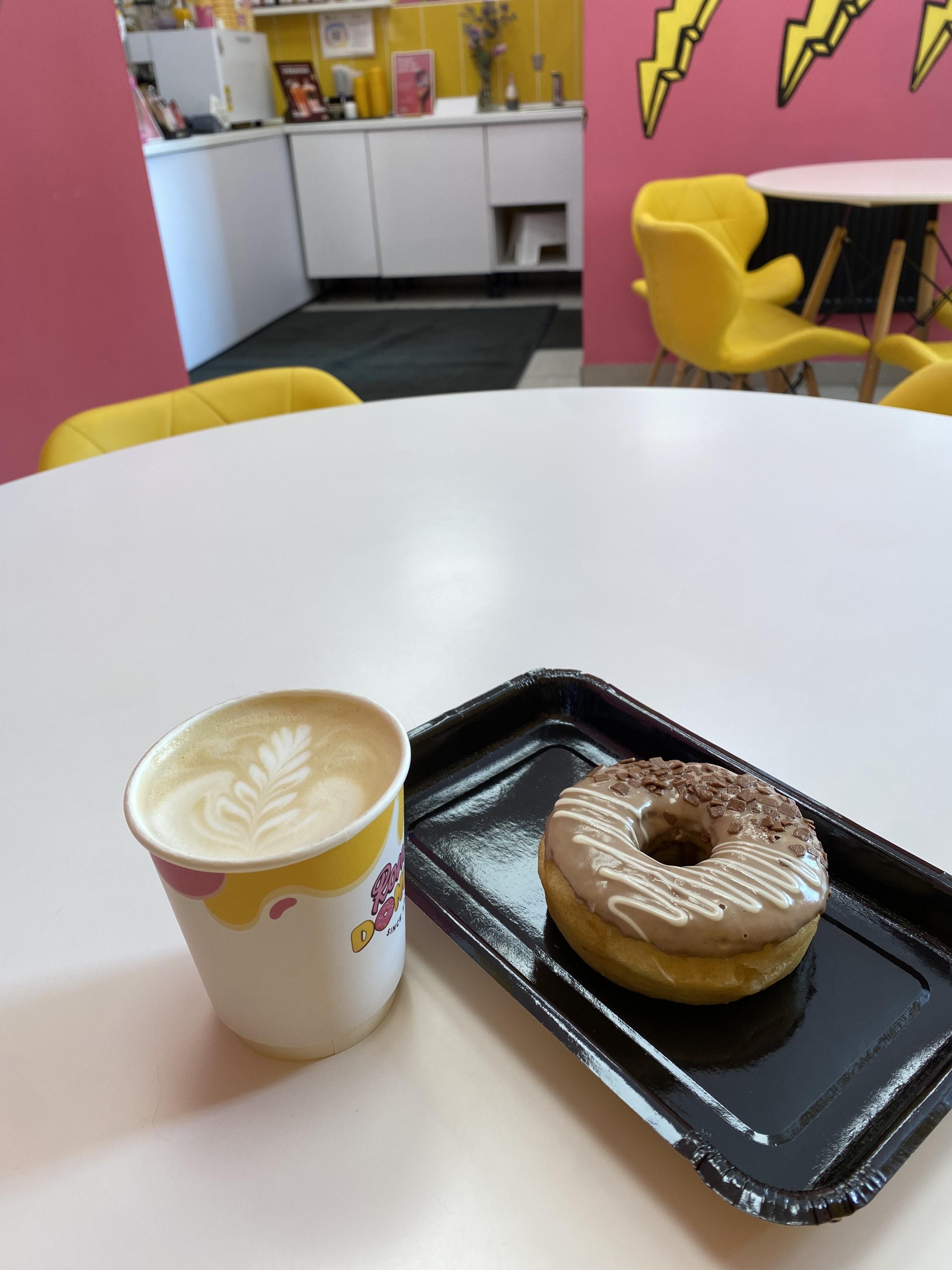 Roni`s donuts, кофейня, Привокзальная площадь, 3/2, Мурино — 2ГИС