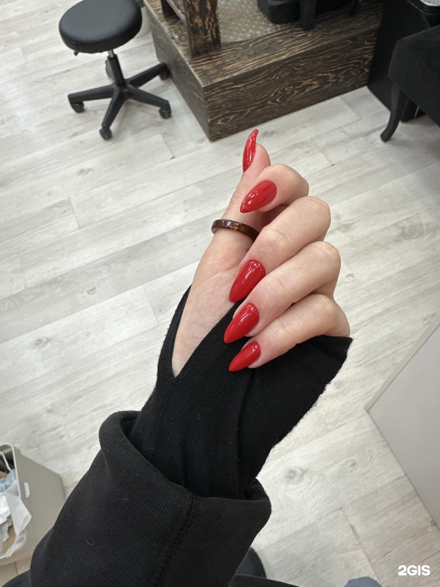 Nuri nails, студия красоты, Универ-Сити, площадь Джавахарлала Неру, 1,  Москва — 2ГИС