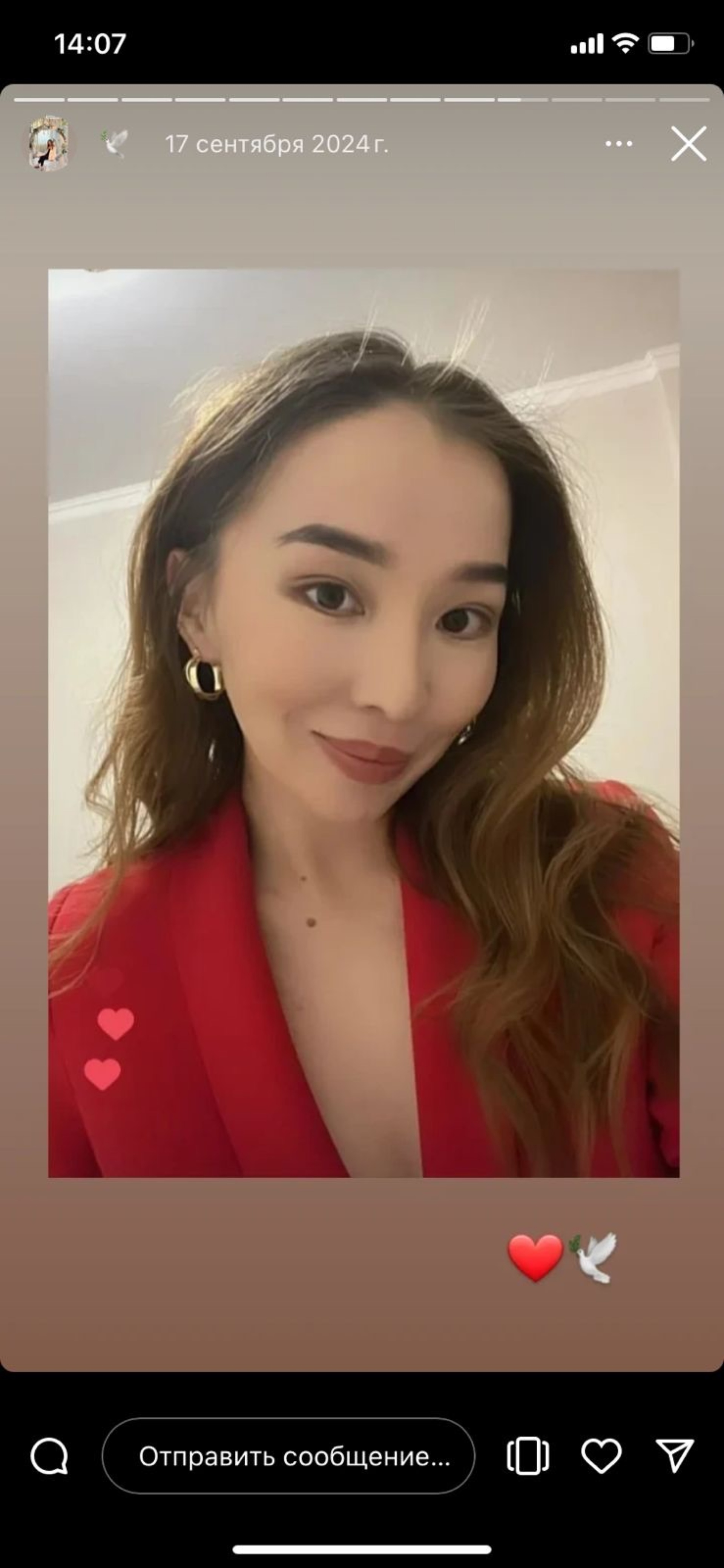 Порно видео дымқыл оргазмды қолымен әкелді