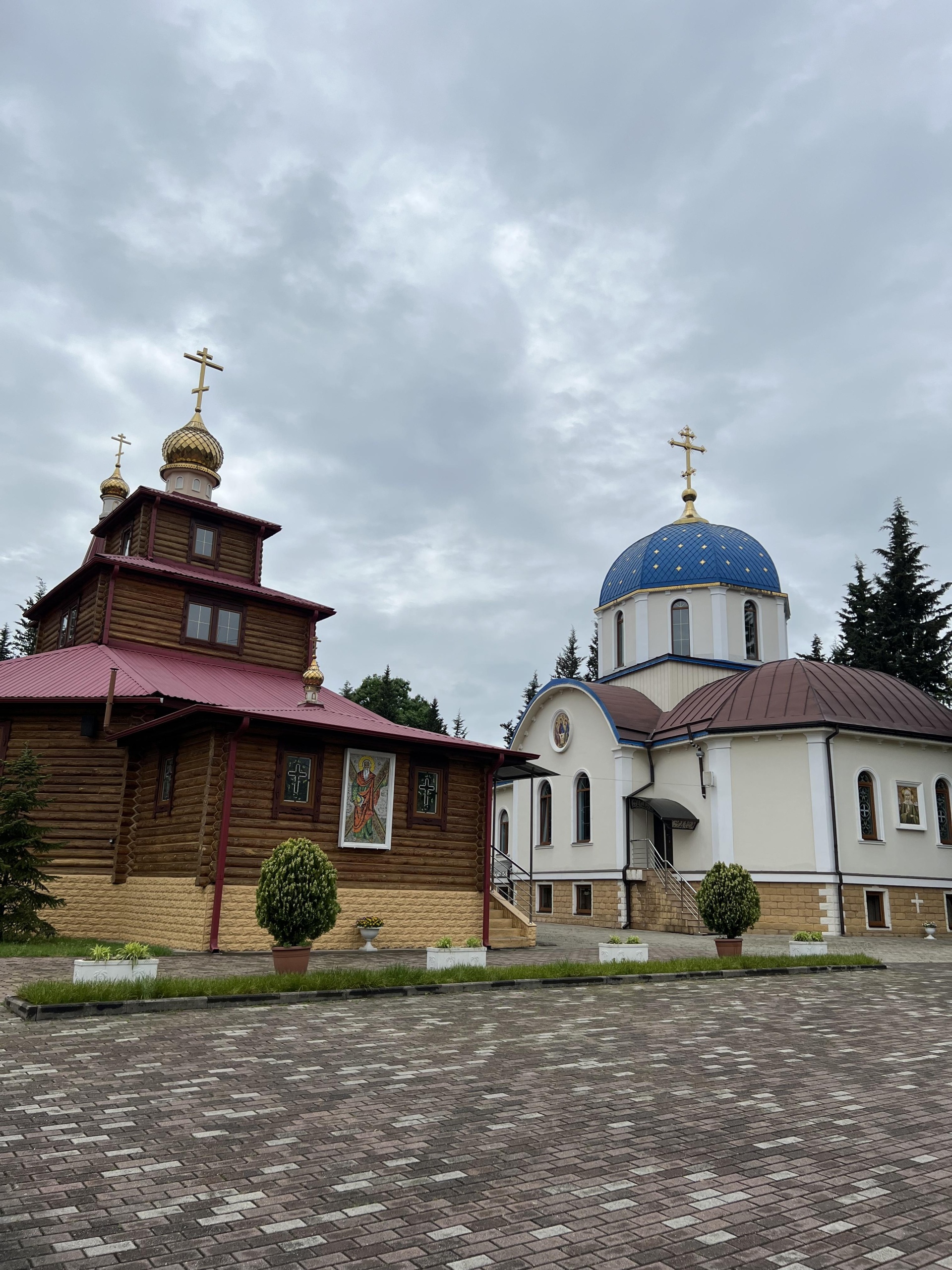 Церковь Матроны Московской, улица Макаренко, 37/2, Сочи — 2ГИС