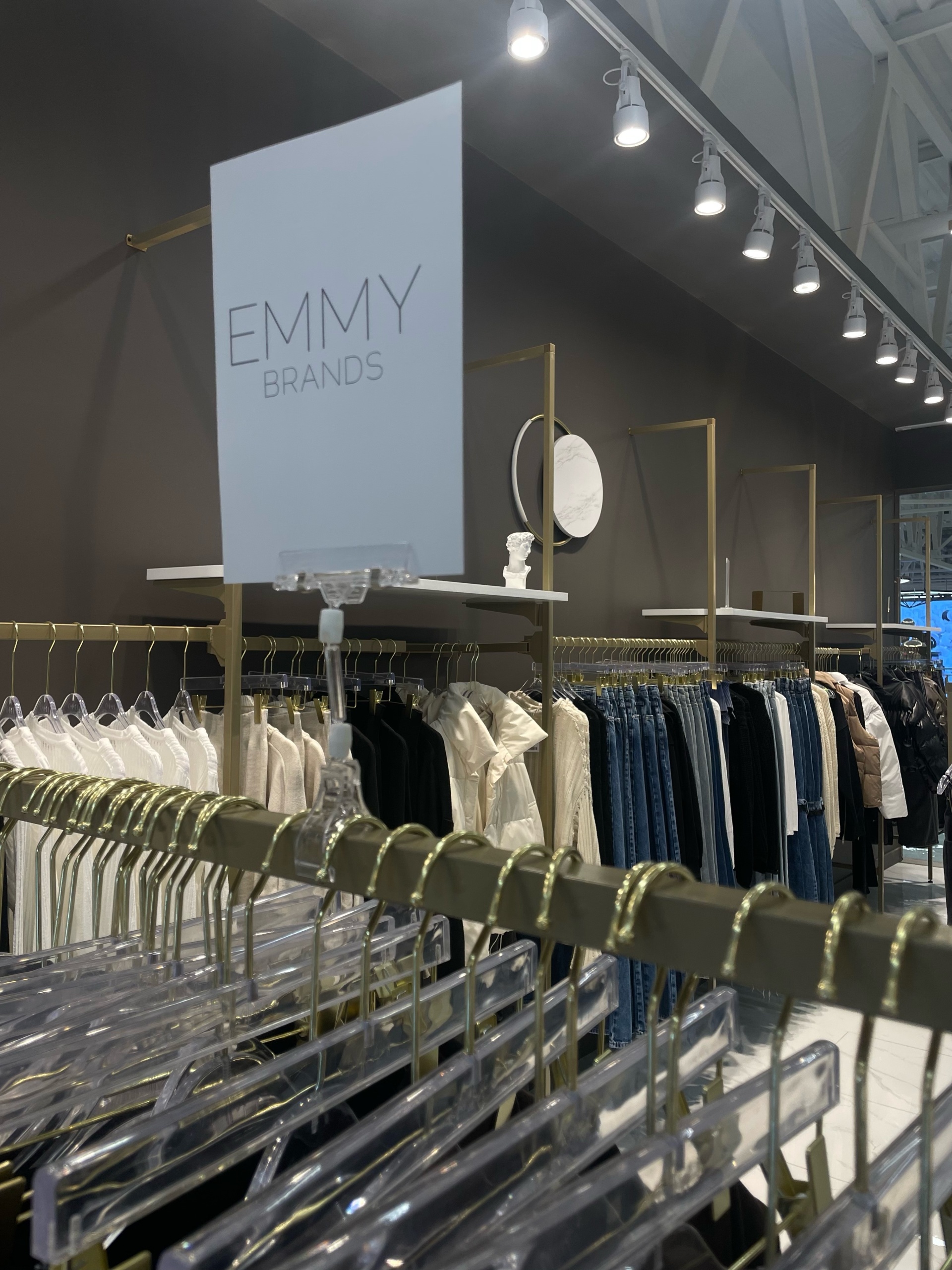 Emmy, ТЦ Восток Mall, Пирогова, 22, Комсомольск-на-Амуре — 2ГИС