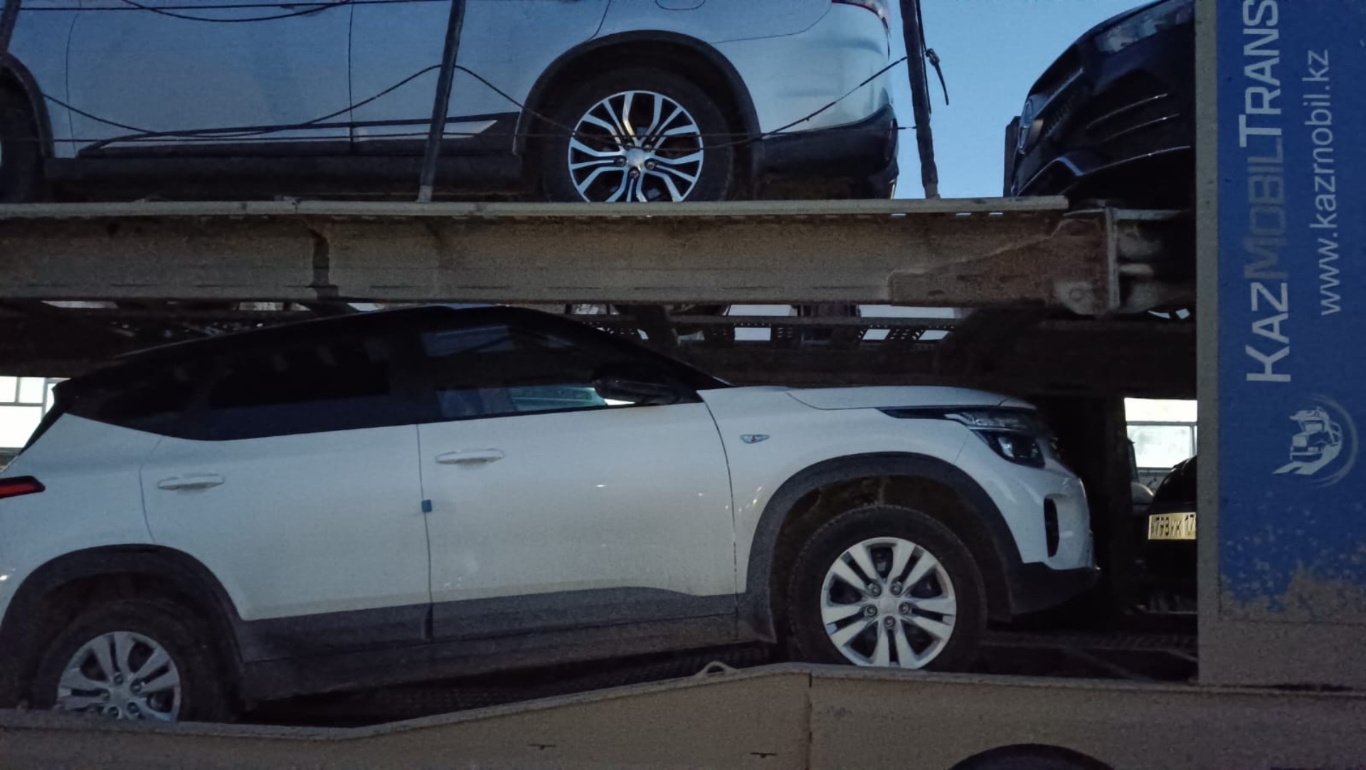 Порно қыз 2 еркек