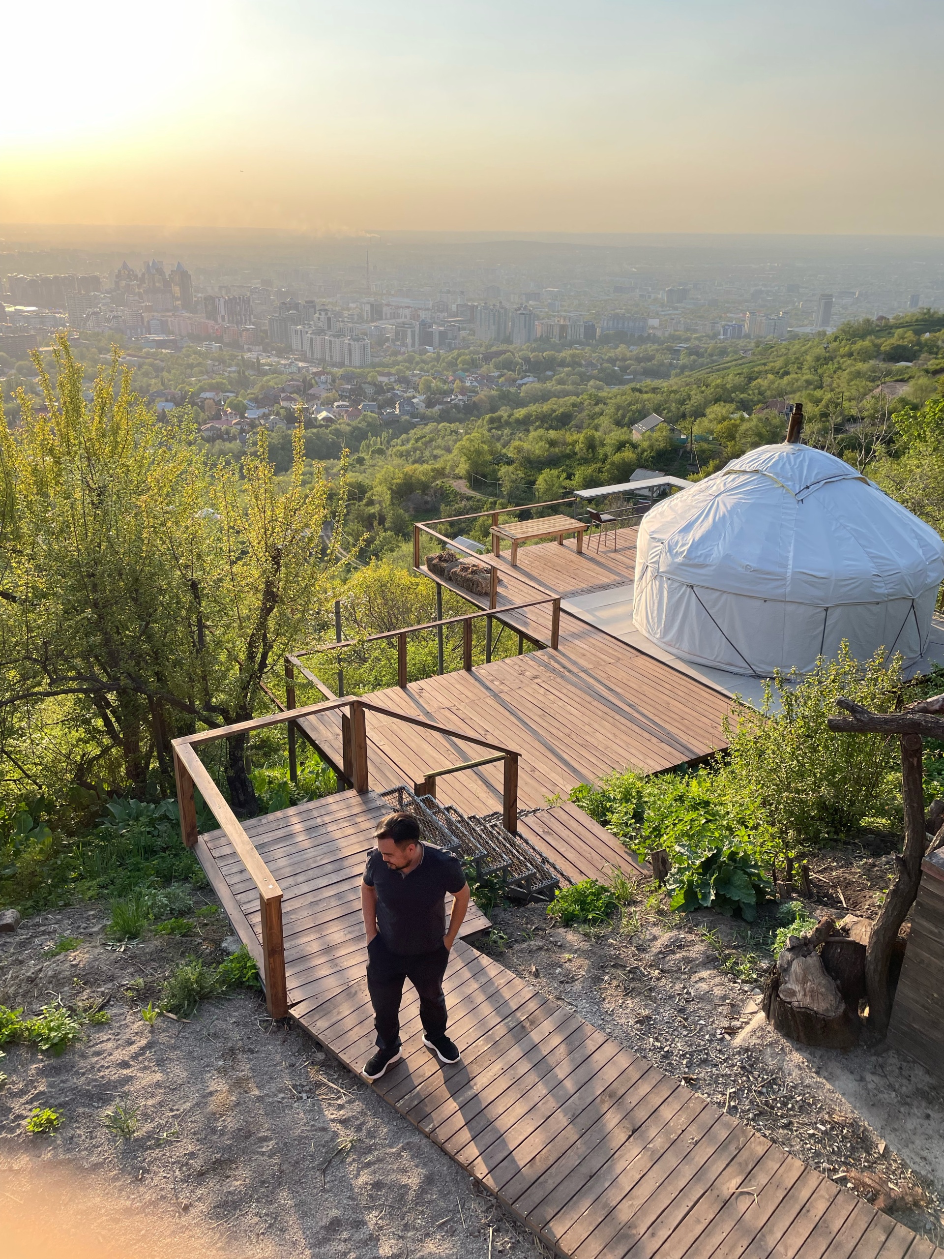 Шымкенттік жезөкшелердің қатал ханымы Толық метражды порно аналар онлайн