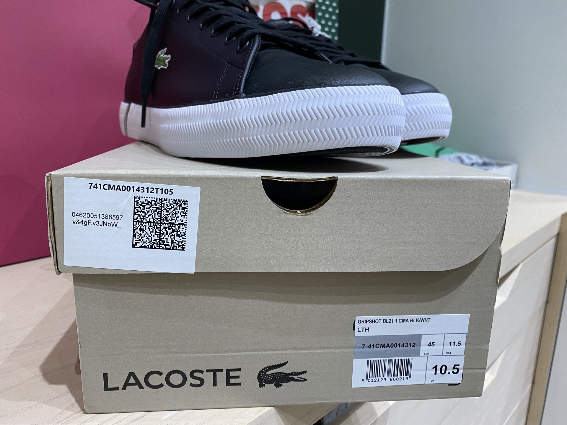 Lacoste, дисконт-центр, ТЦ Outlet Village Белая Дача, Новорязанское шоссе, 8,  Котельники — 2ГИС