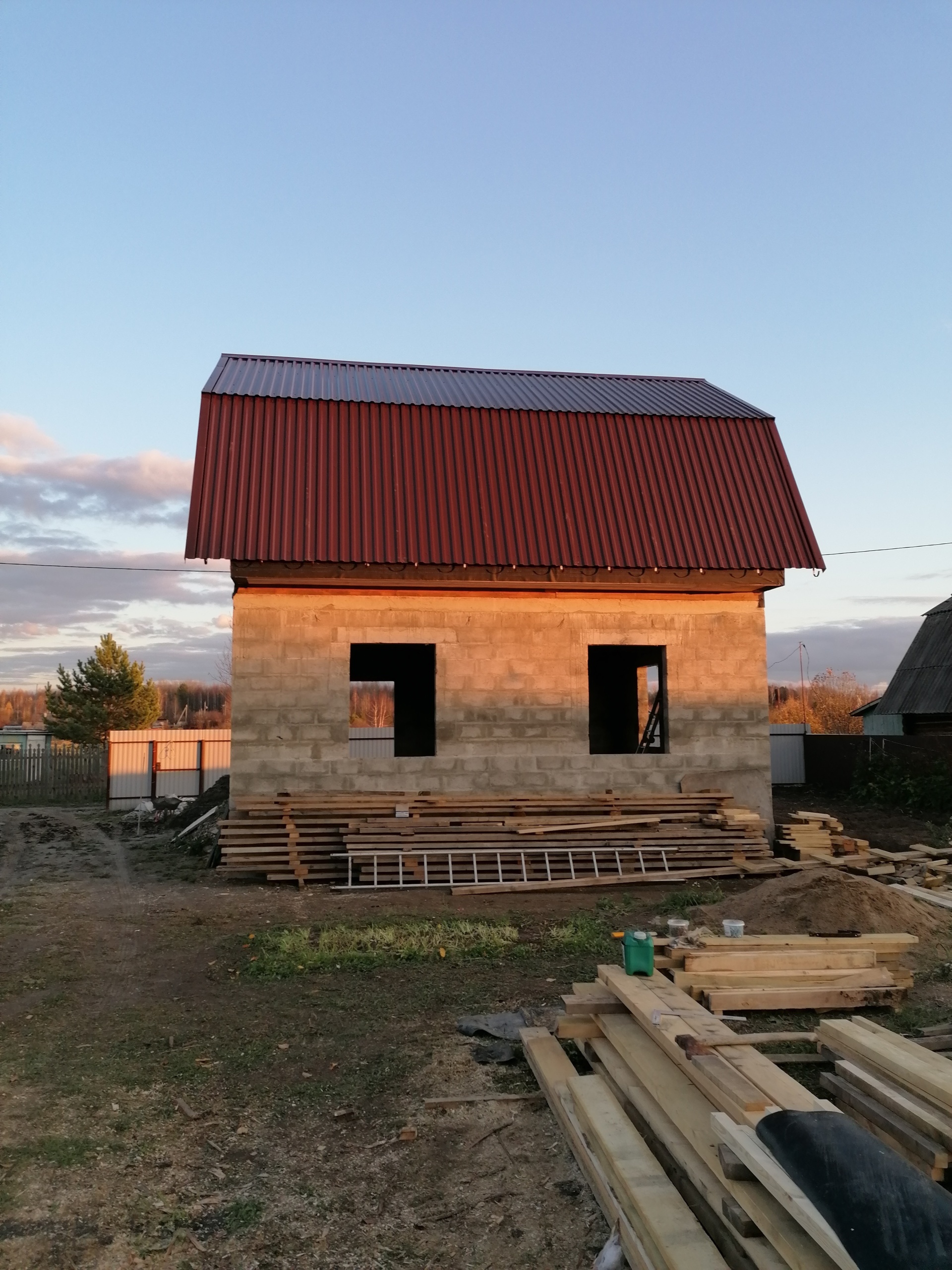 Сибирская кровельная, торгово-производственная компания, 9-й микрорайон,  17а, Тобольск — 2ГИС