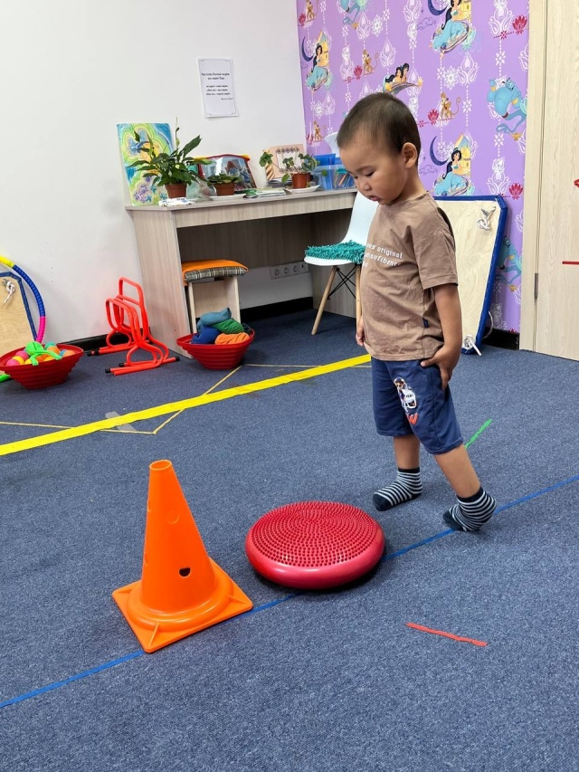 Киара Мария порно онлайн Жігіт қыздың денесін жалайды