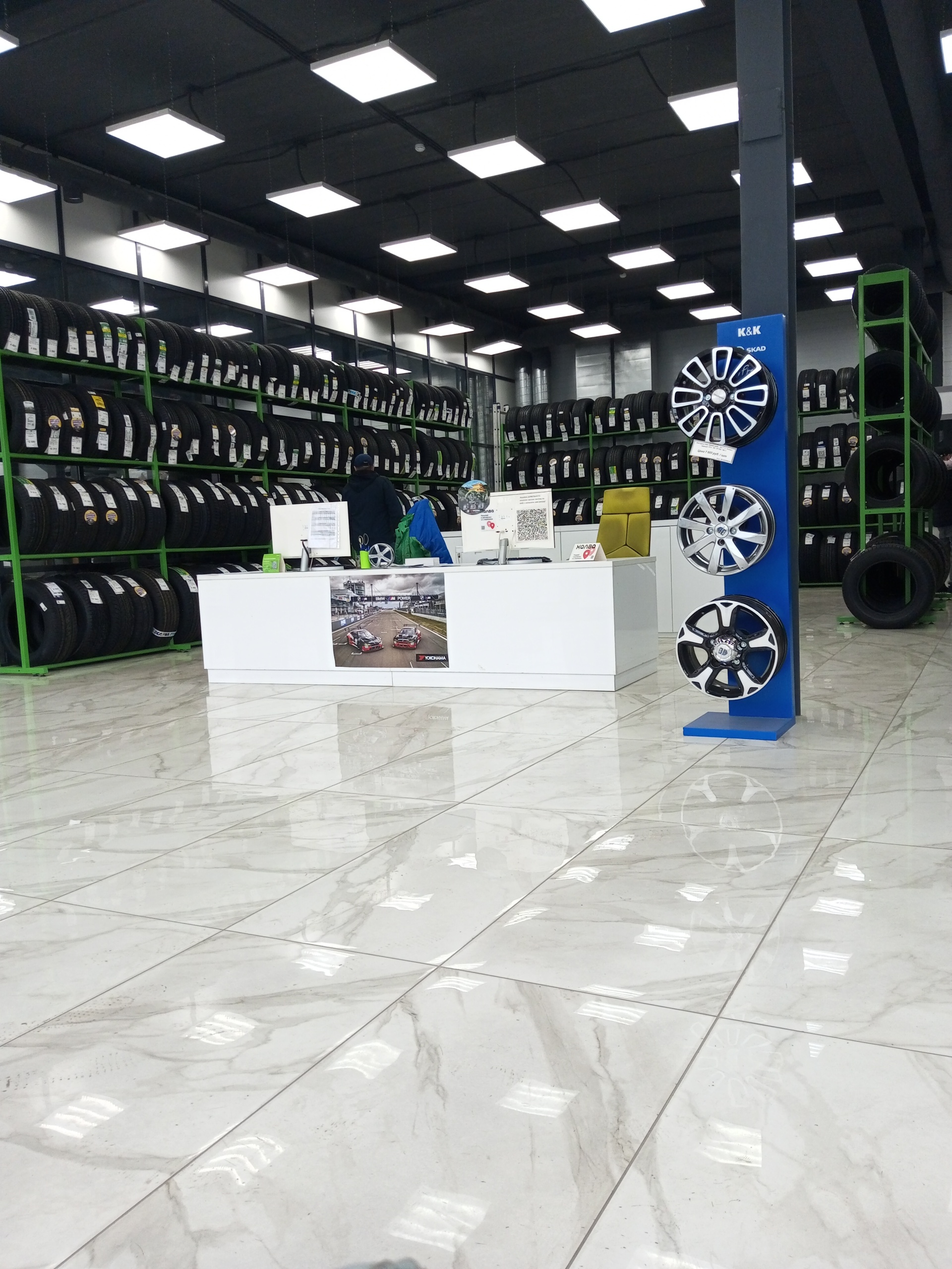 Красшина, Nokian Tyres, улица Шахтёров, 66/5, Красноярск — 2ГИС