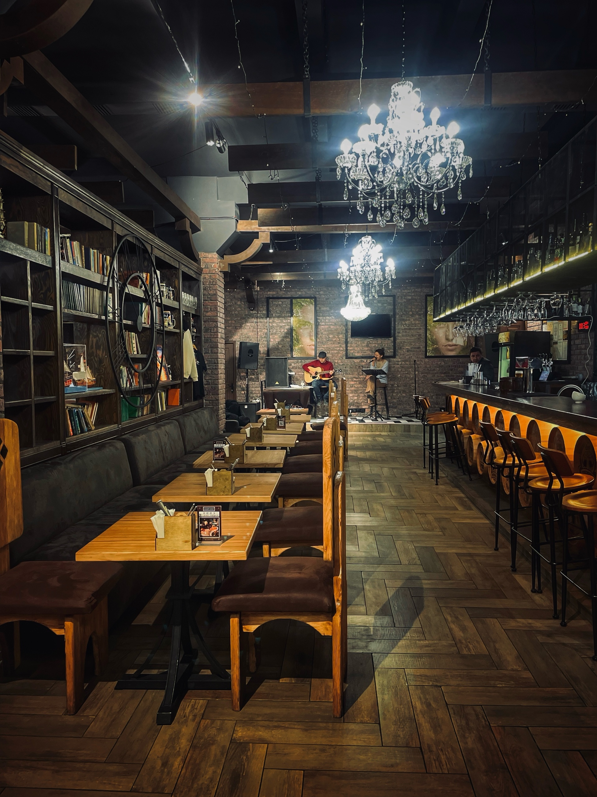 Алика Смехова эротика Жайылған жамбастардың фотосы