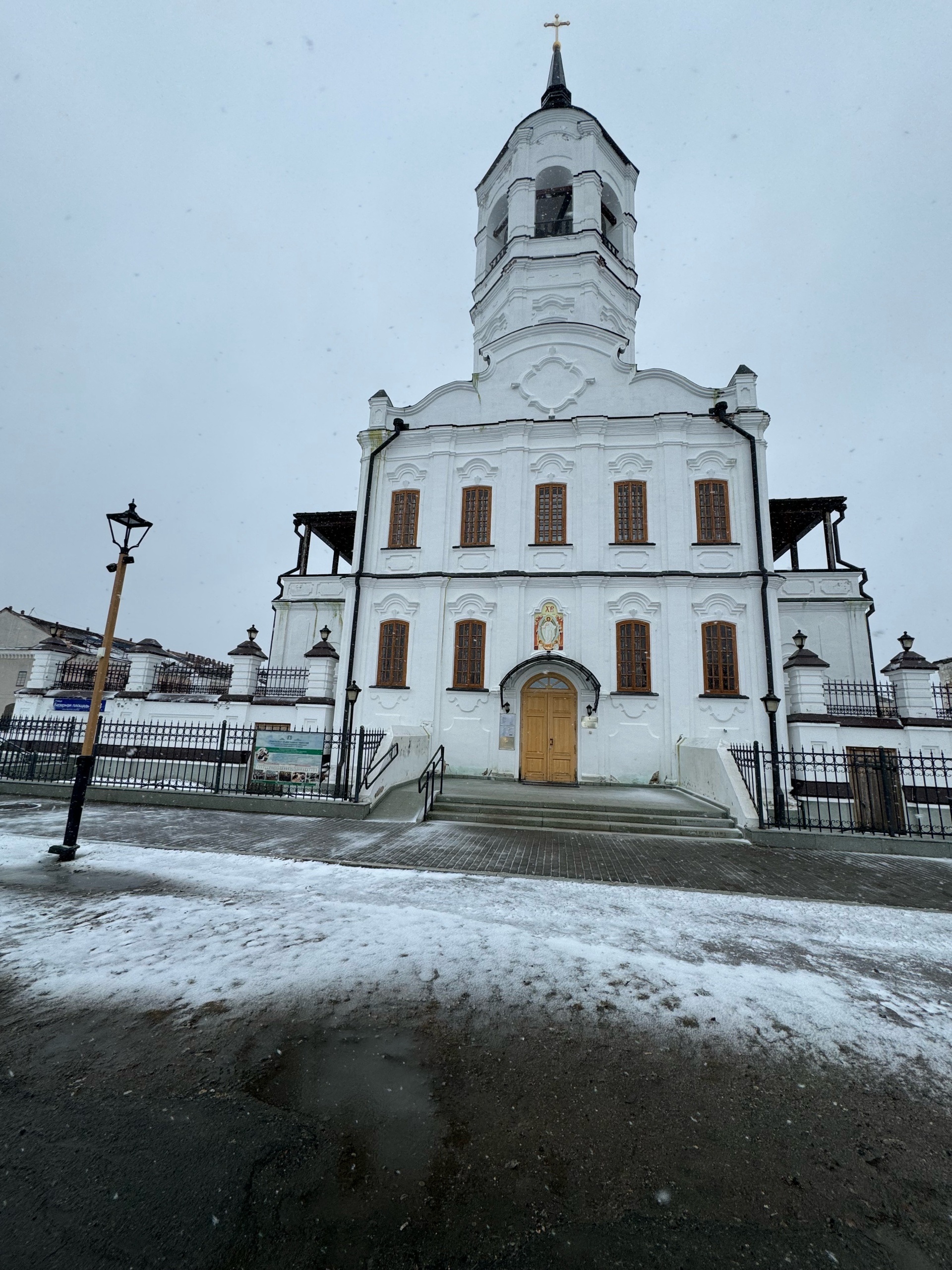 Храм Воскресения Христова (Захарии и Елисаветы), Базарная площадь, 8,  Тобольск — 2ГИС