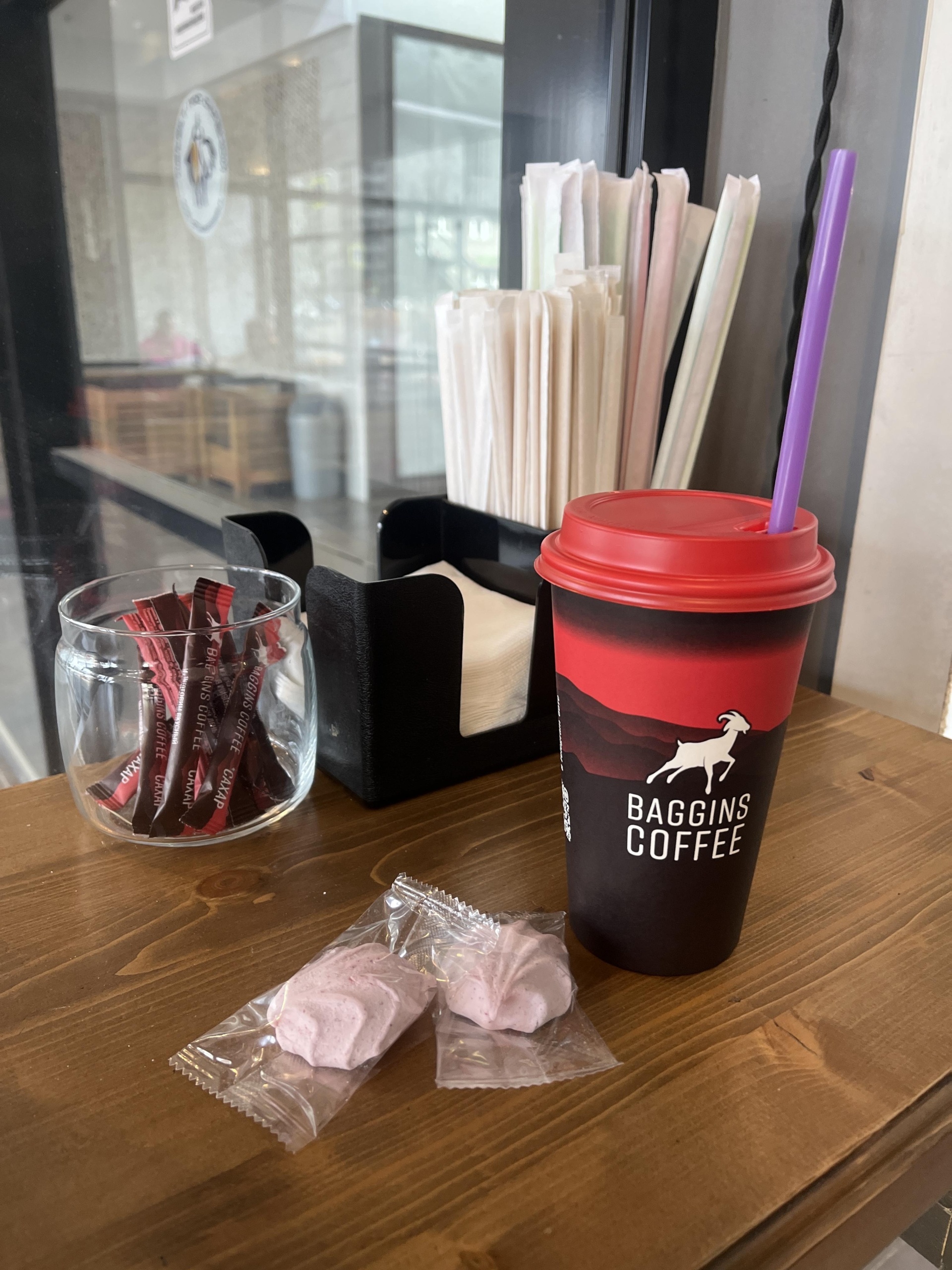 Baggins Coffee, кофейня, ТОЦ Miller Center, проспект Испытателей, 39,  Санкт-Петербург — 2ГИС