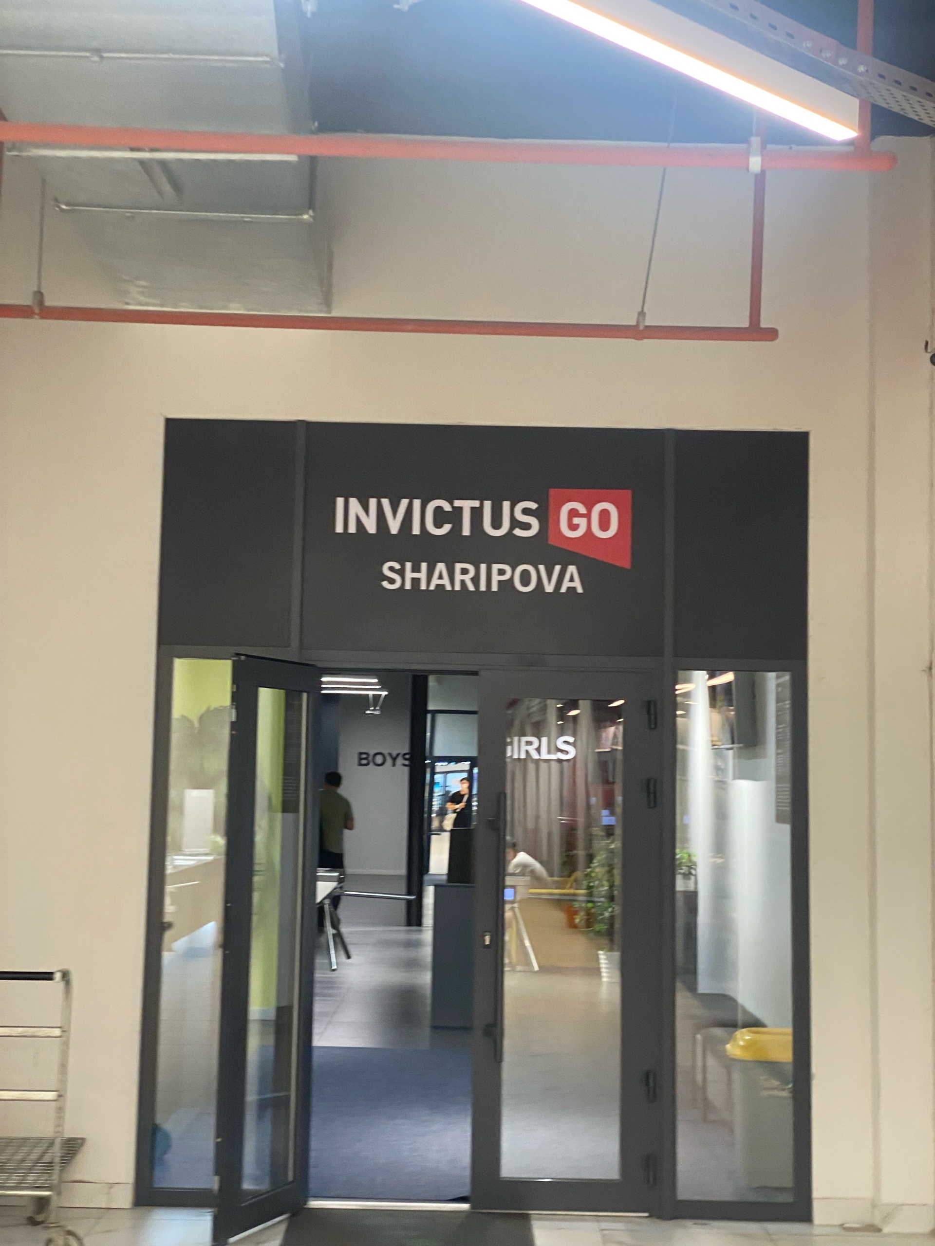 Лара Крофт секс мультфильмдері