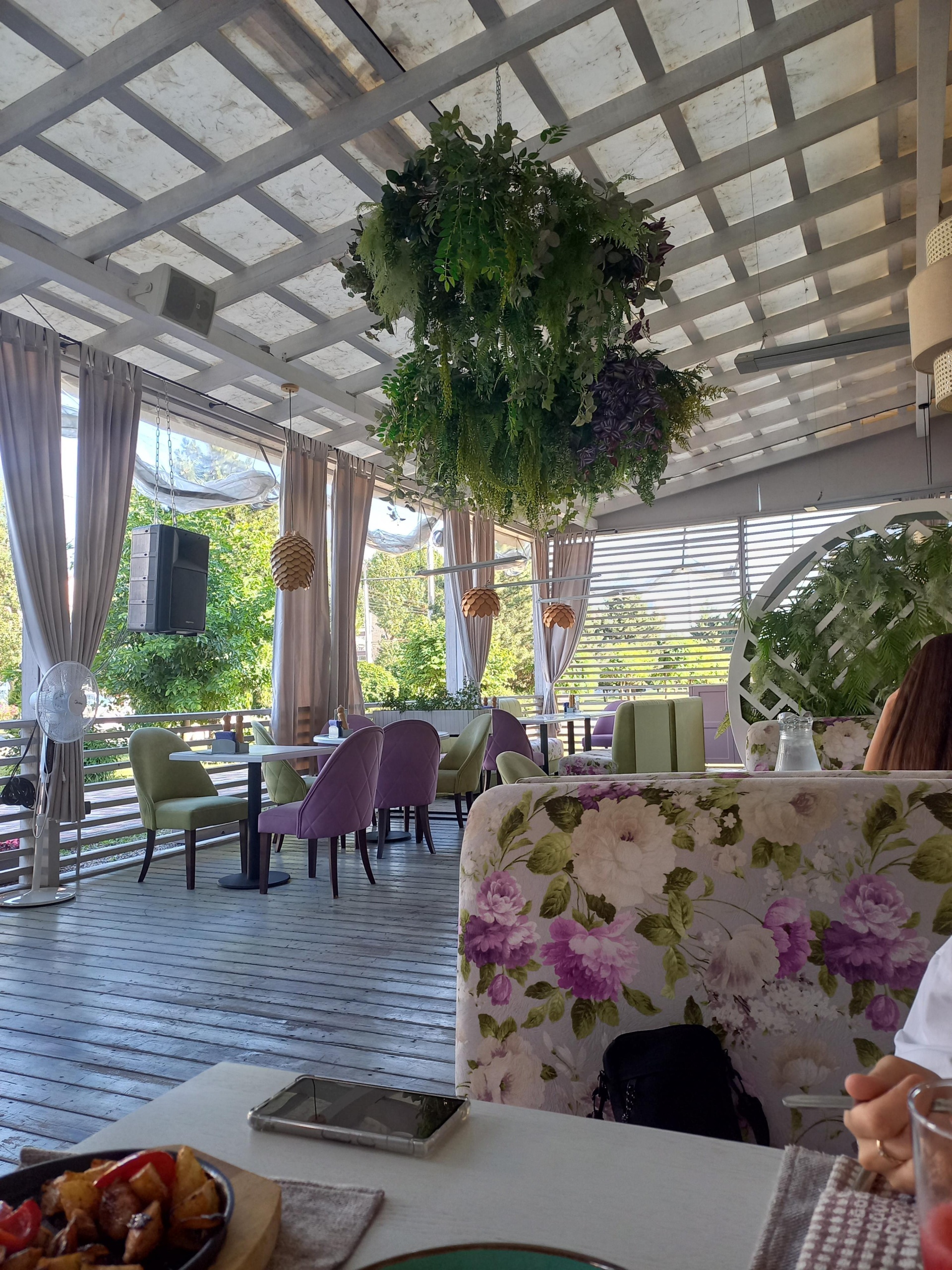 VOGUE Lounge & cafe, улица Доваторцев, 35Б, Ставрополь — 2ГИС