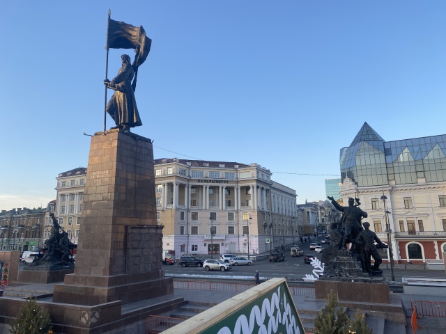 Владивосток площадь борцам за власть советов фото