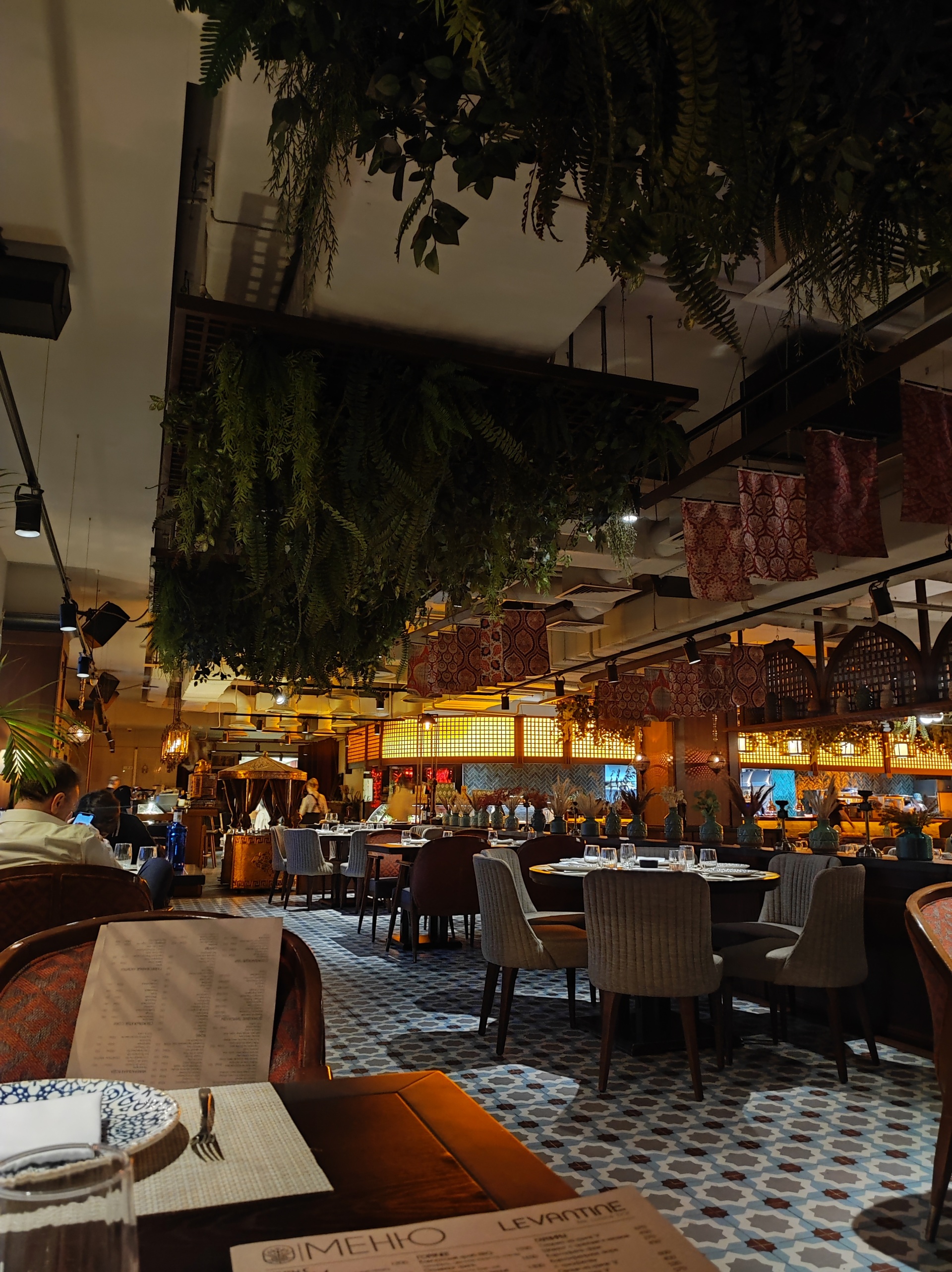 Levantine, ресторан авторской кухни, БЦ Lotte Plaza, Новинский бульвар, 8,  Москва — 2ГИС