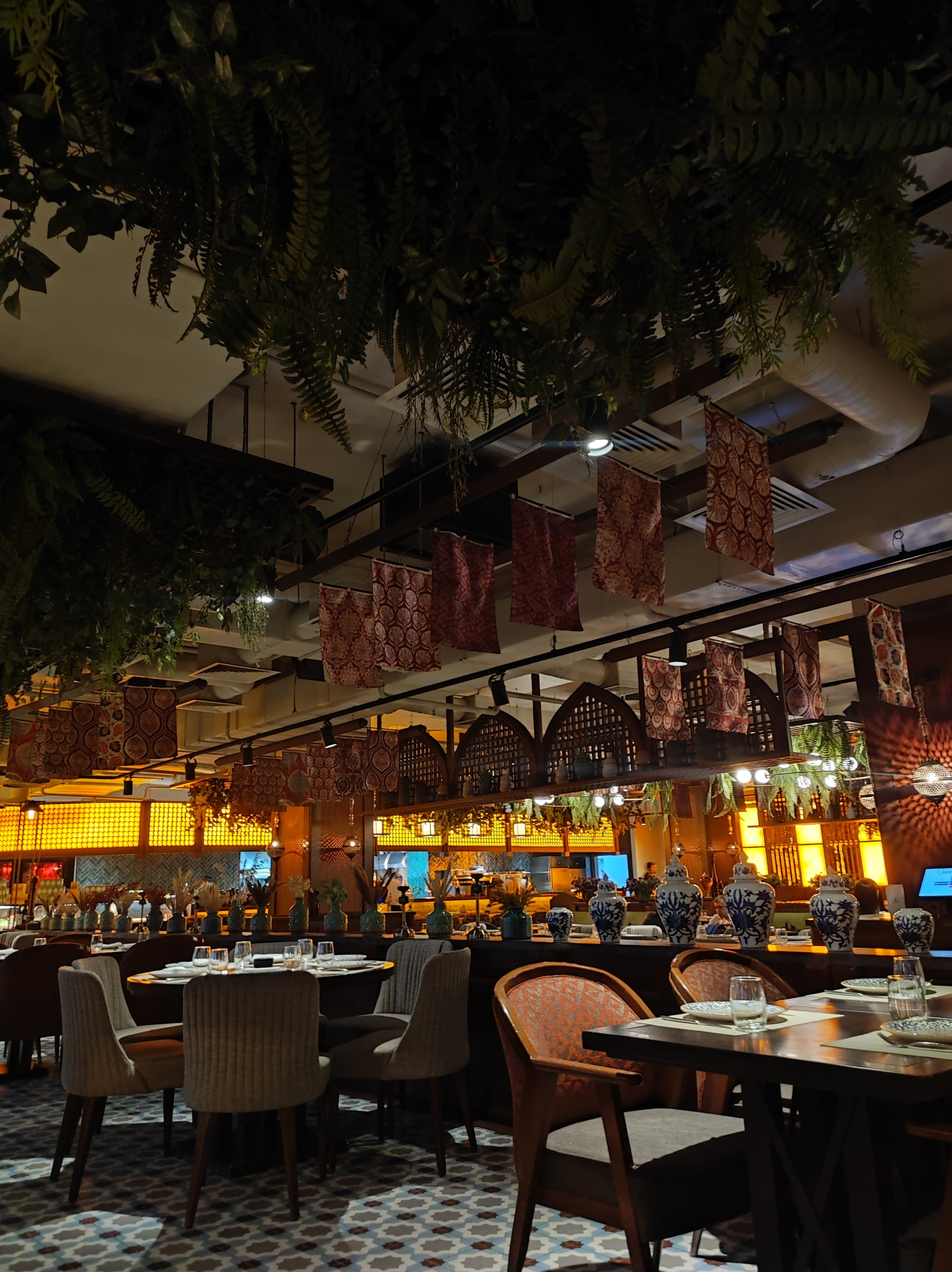 Levantine, ресторан авторской кухни, БЦ Lotte Plaza, Новинский бульвар, 8,  Москва — 2ГИС