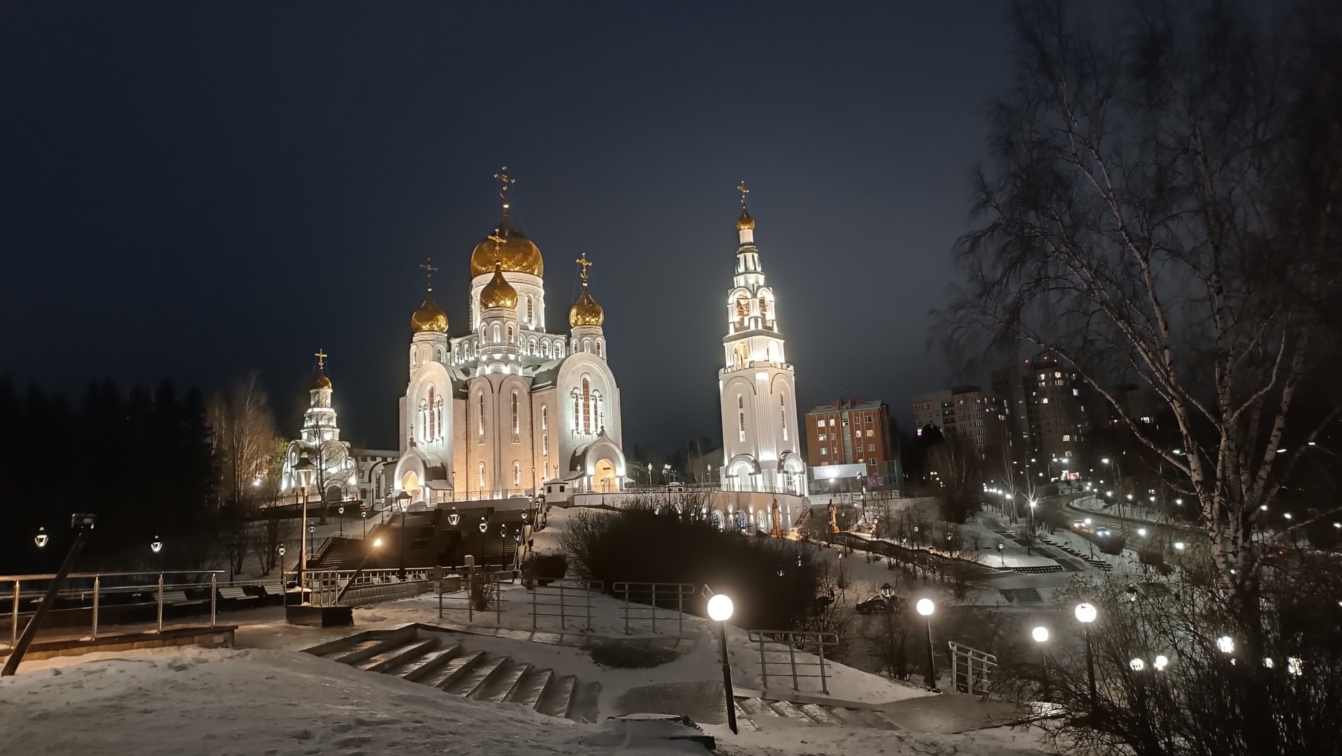 Кафедральный собор Воскресения Христова, Гагарина, 9, Ханты-Мансийск — 2ГИС