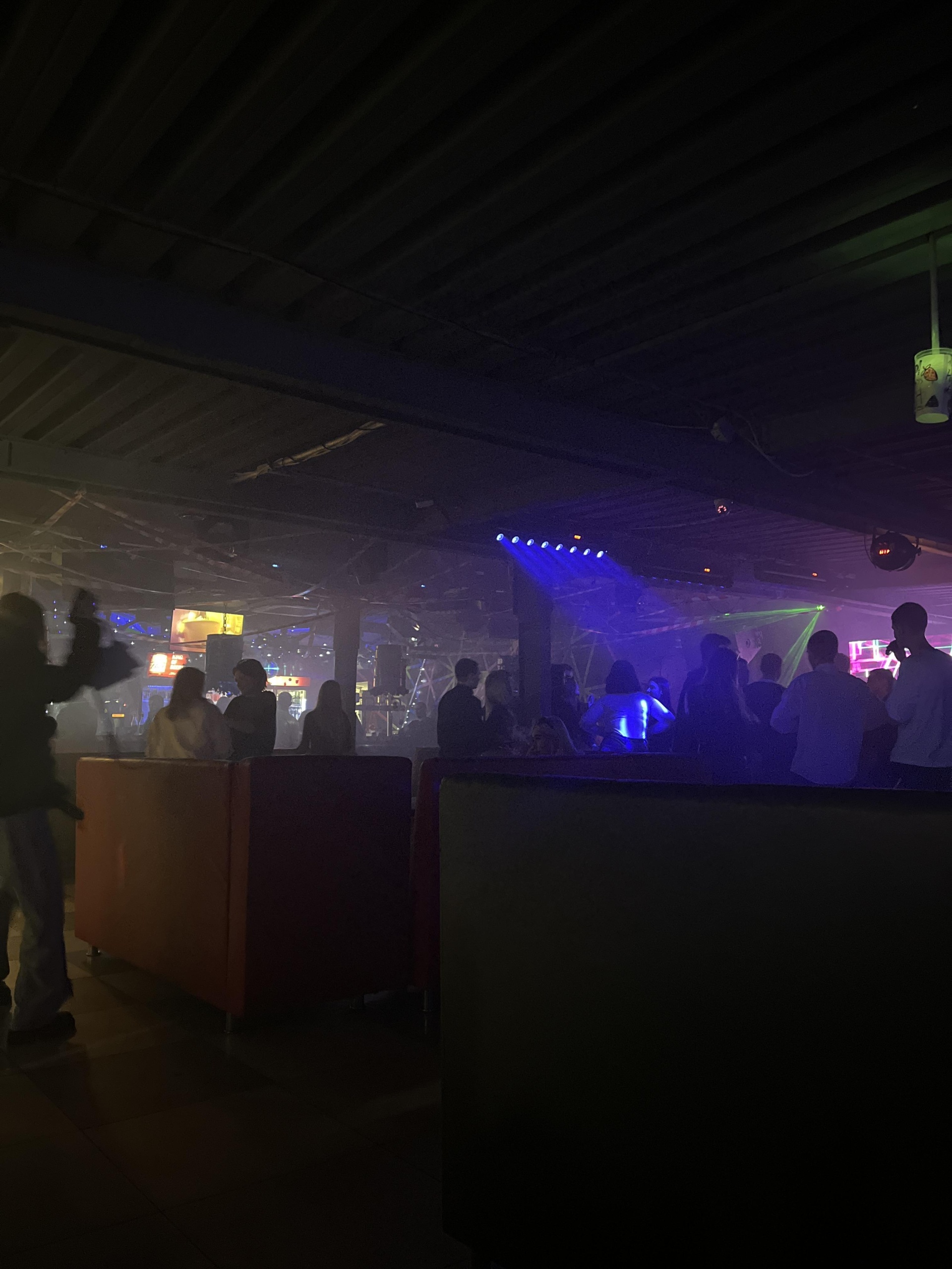Neon, ночной клуб-бар, Павловский тракт, 60д, Барнаул — 2ГИС