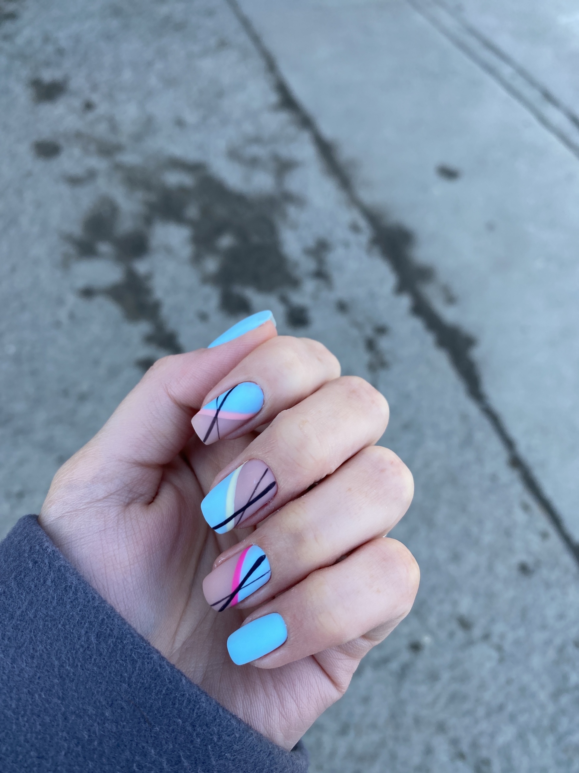 M.e Nails, улица Бориса Богаткова, 253/2, Новосибирск — 2ГИС