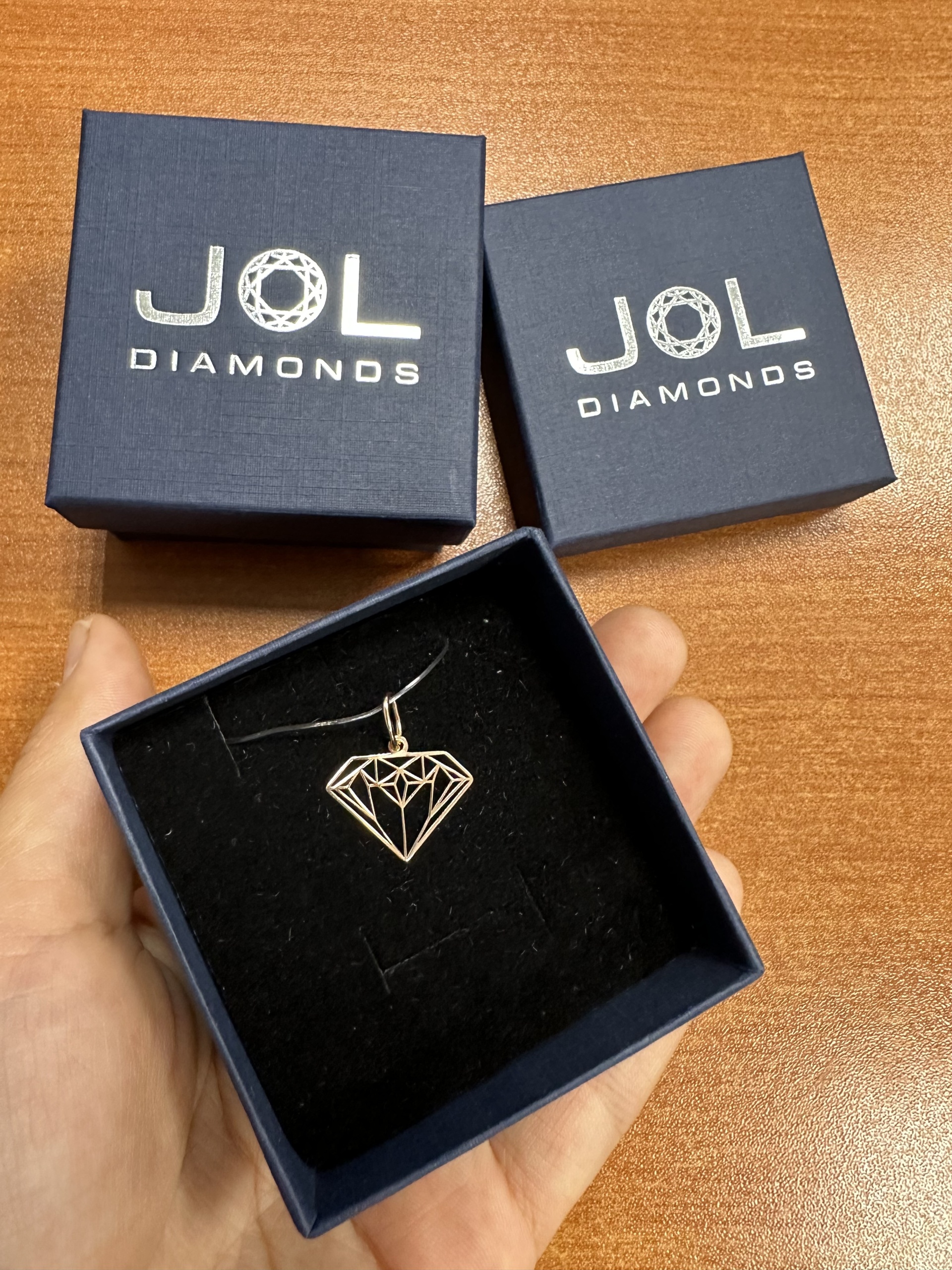 Jol Diamonds, ювелирная компания, ТРК Туймаада, улица Орджоникидзе, 38,  Якутск — 2ГИС