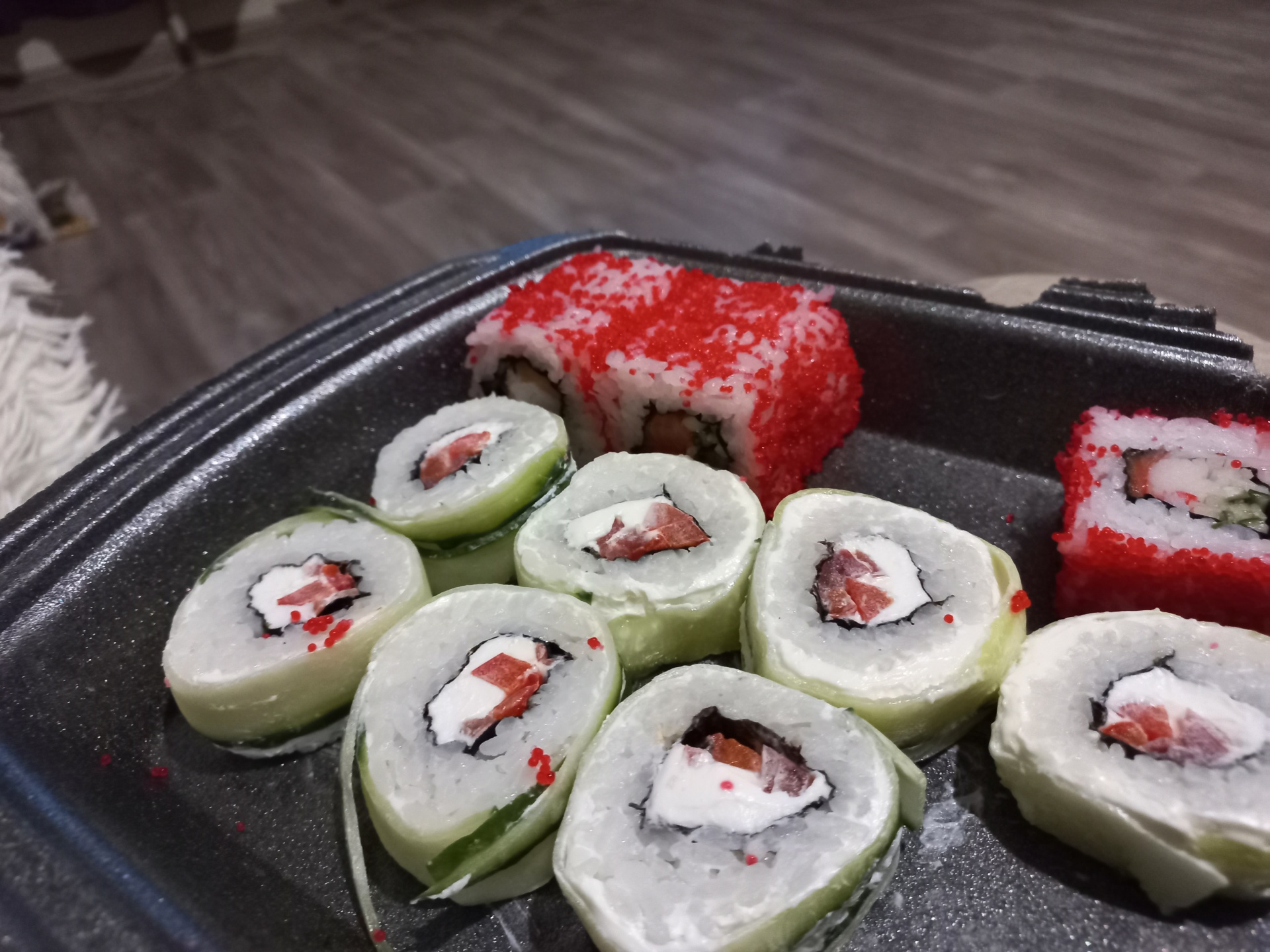 Sushi dom, служба доставки японской кухни, улица Октябрьской революции,  58а, Нижний Тагил — 2ГИС