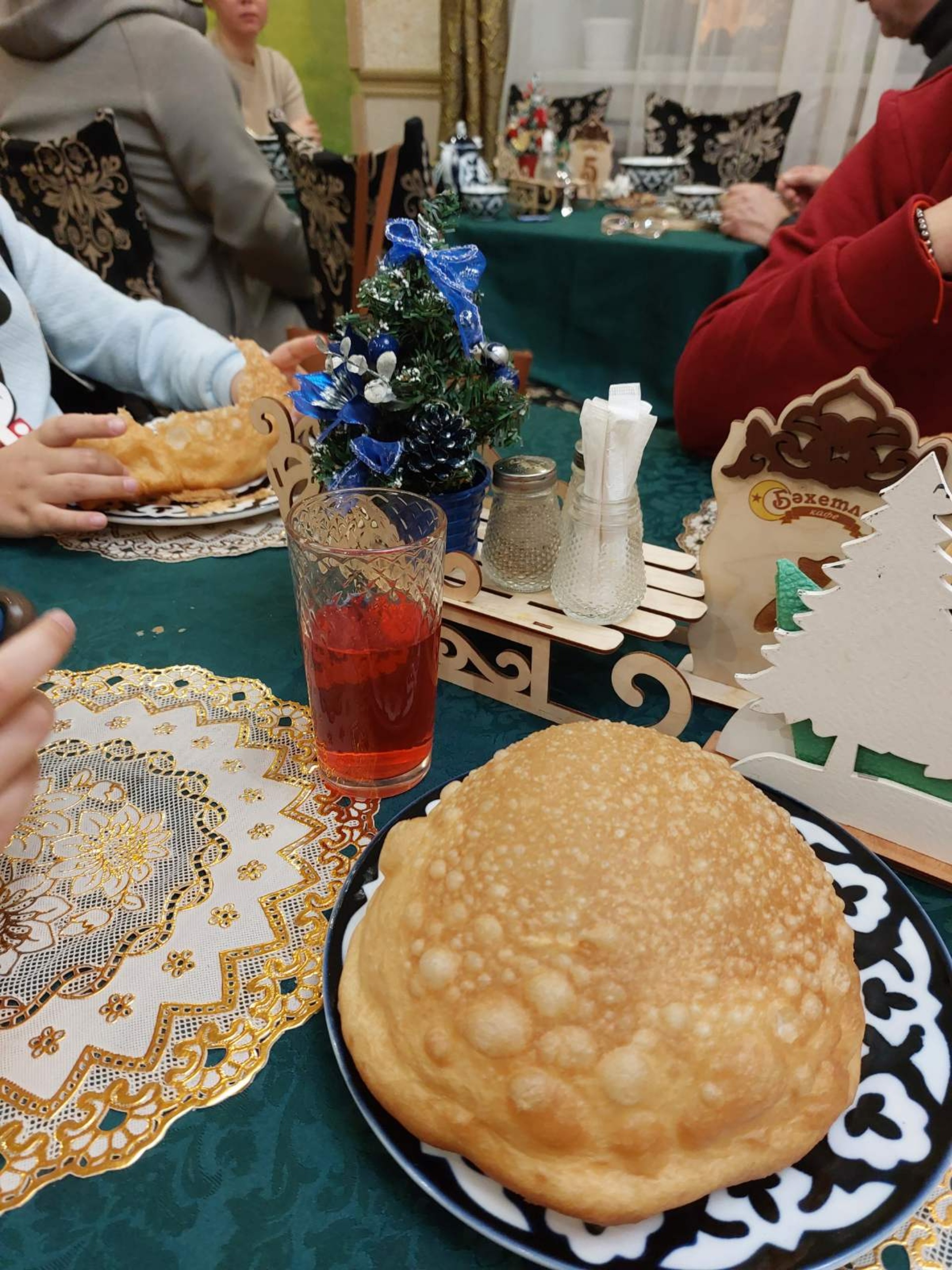 Меню и цены в Бахетле, татарское кафе, улица Розы Люксембург, 10 в  Тобольске — 2ГИС