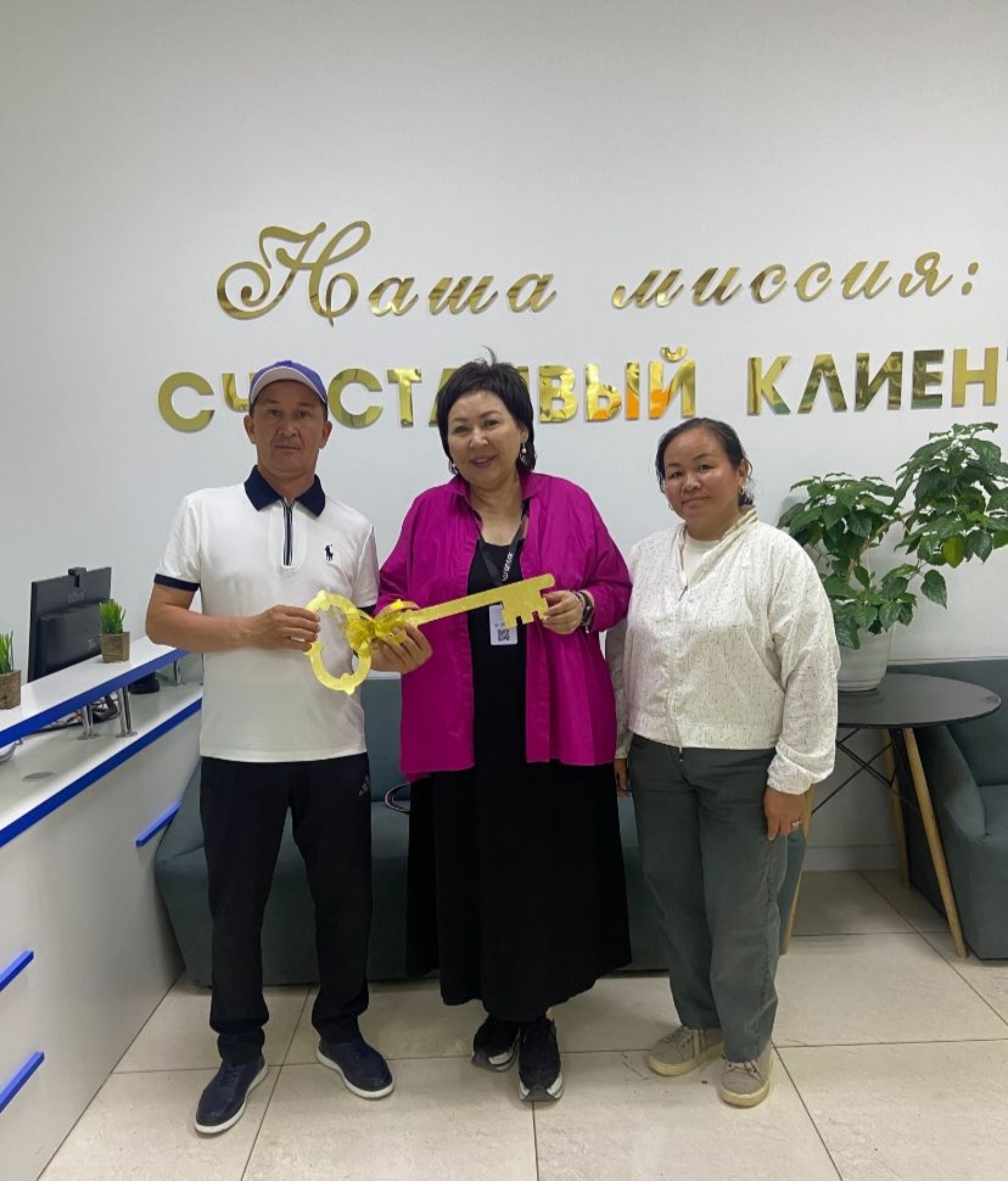 Қырылмаған жалаңаш қыздардың суреттері Мен және оның порносы