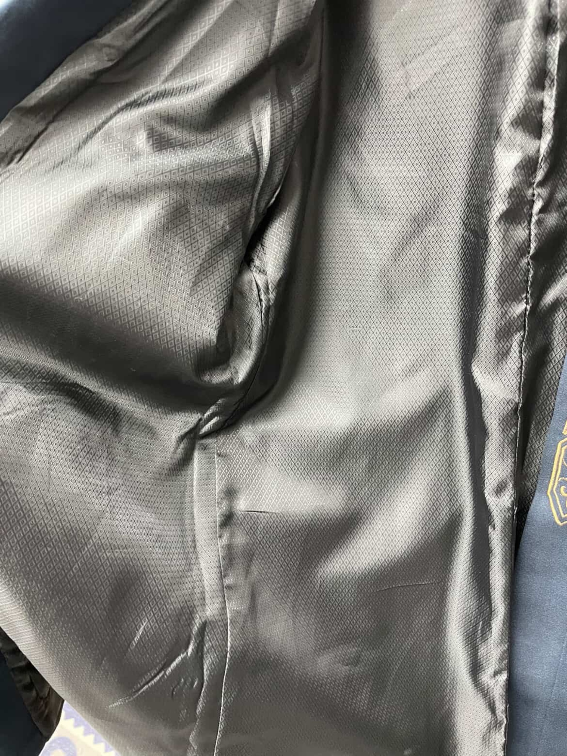 Ерлердің эротикалық костюмдерінің фотосуреттері