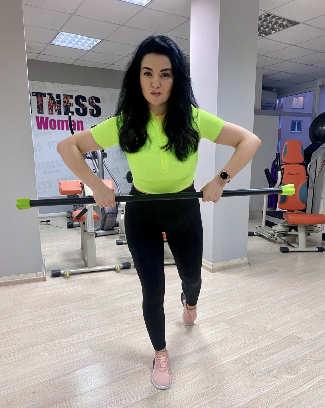 Metro fitness новосибирск. Лофт фитнес ярославль заволжский. Спортзал премиум класса. Фитнес клуб фрунзе. Фитнес клуб фрунзе 14б.