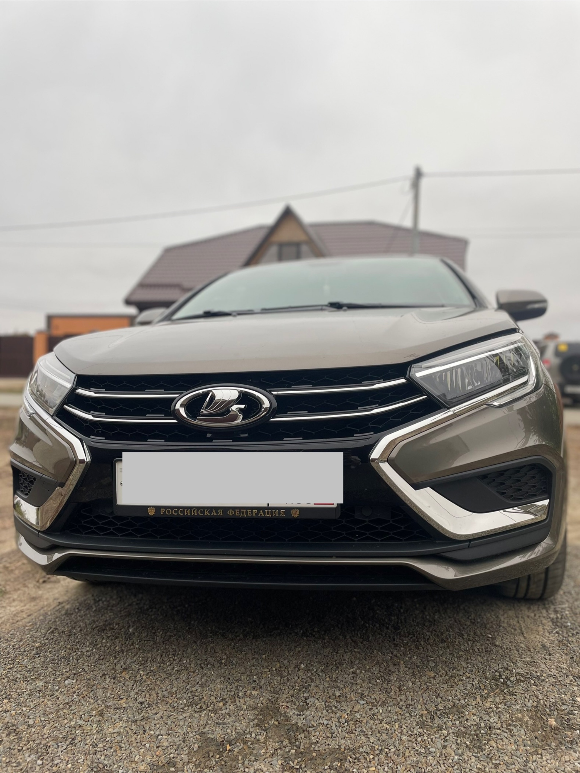 Жалаңаш Корина Унгуреану