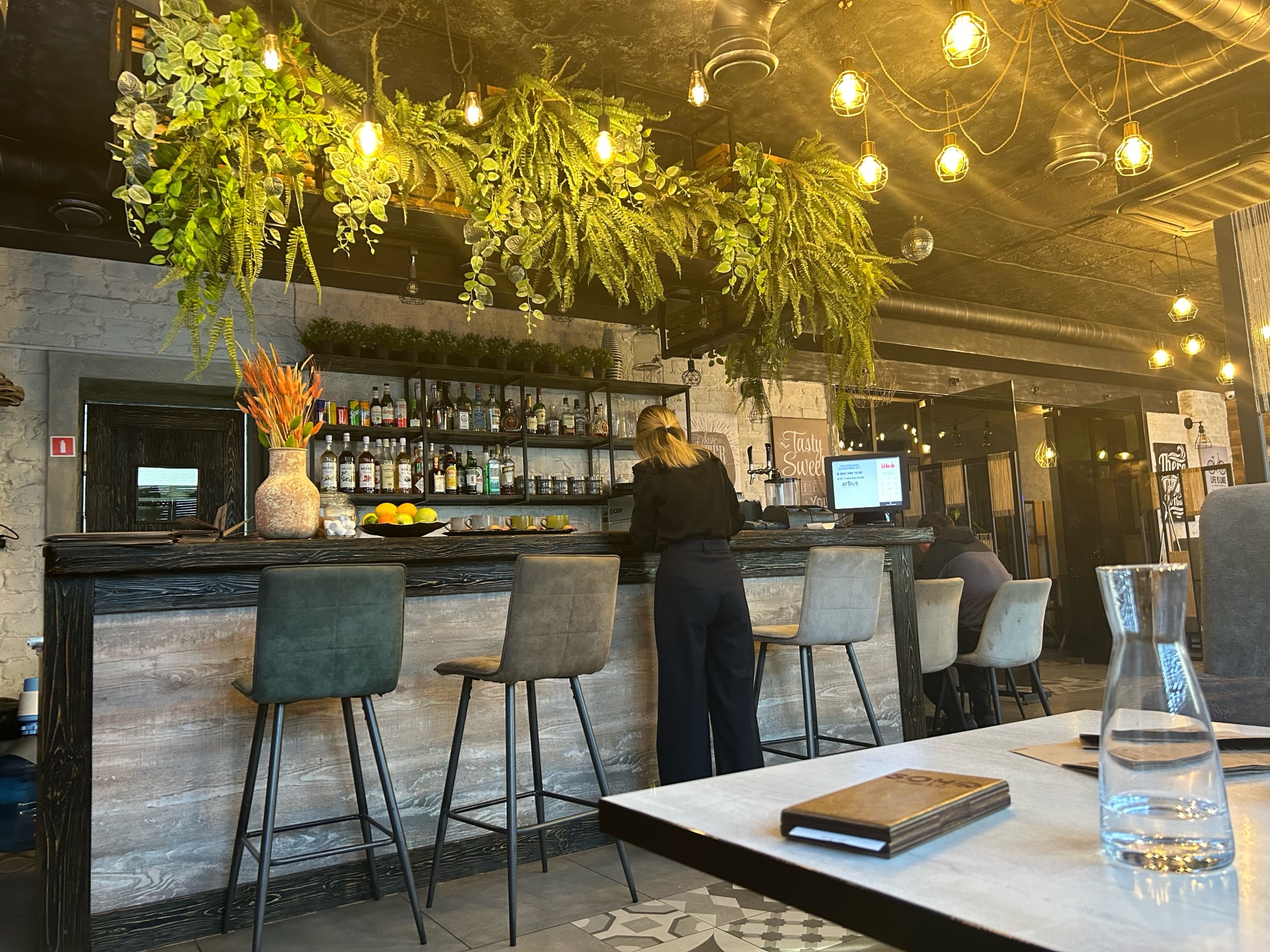 SOHO Lounge & Bar, улица Энергетиков, 4 ст1, Соликамск — 2ГИС