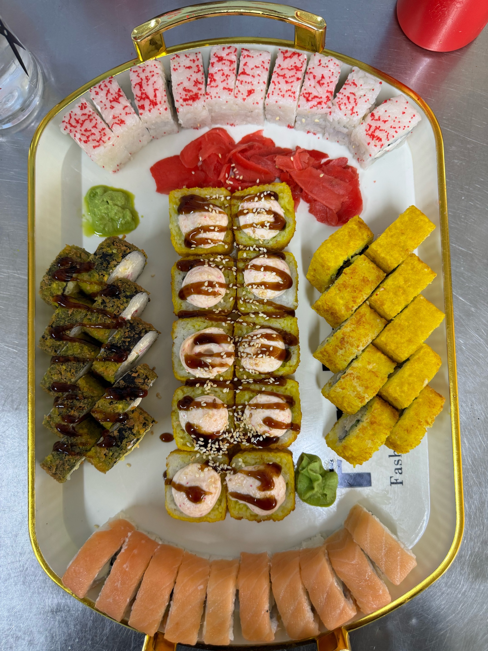 Sakura sushi, кафе, микрорайон Кокжиек, 55/1а, Алматы — 2ГИС