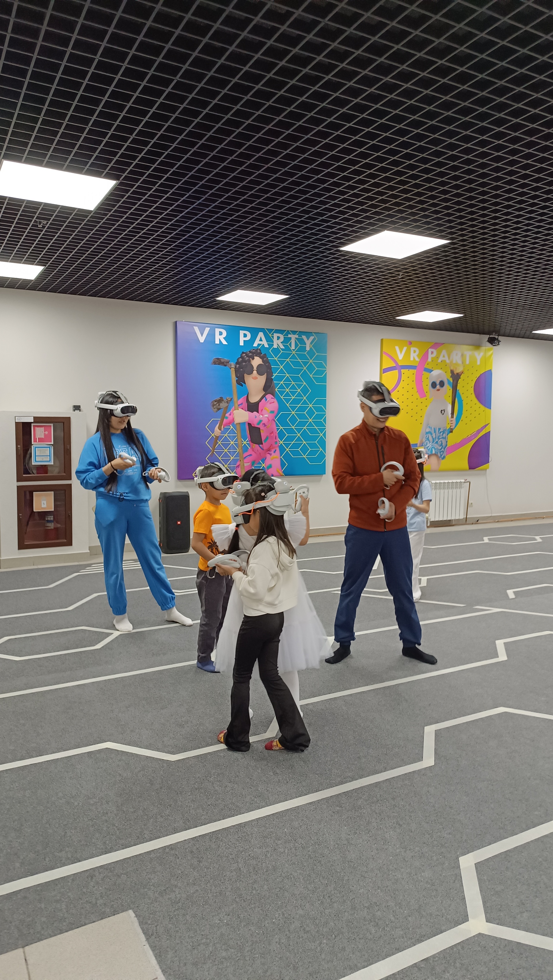 Vr Party, арена виртуальной реальности, улица Рабочего Штаба, 32, Иркутск —  2ГИС