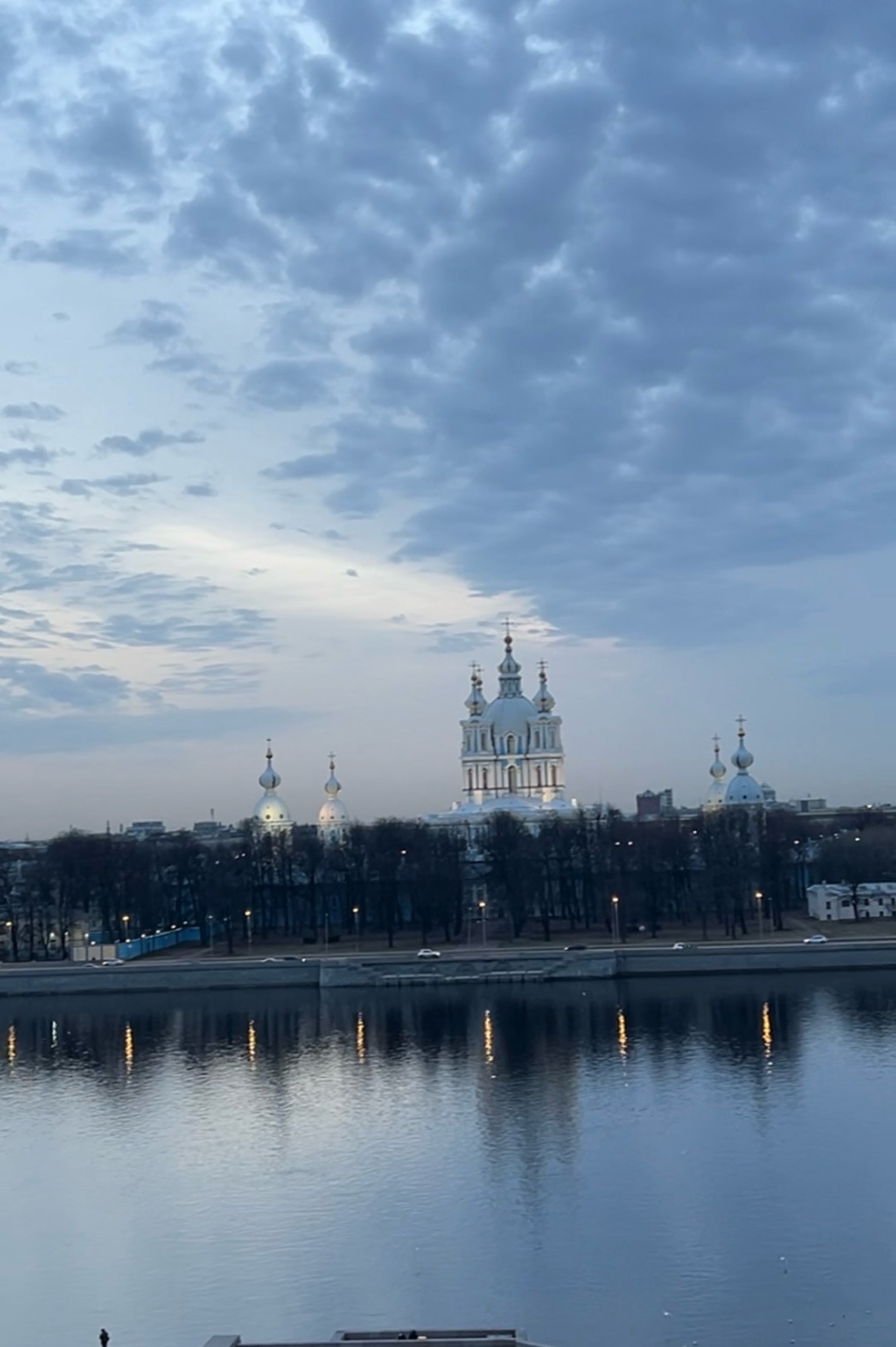 Охтинская, гостиничный комплекс, Большеохтинский проспект, 4,  Санкт-Петербург — 2ГИС